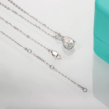HealthBeauty-Products (™) Pear Cut Teardrop Moissanite Diamond Pendant