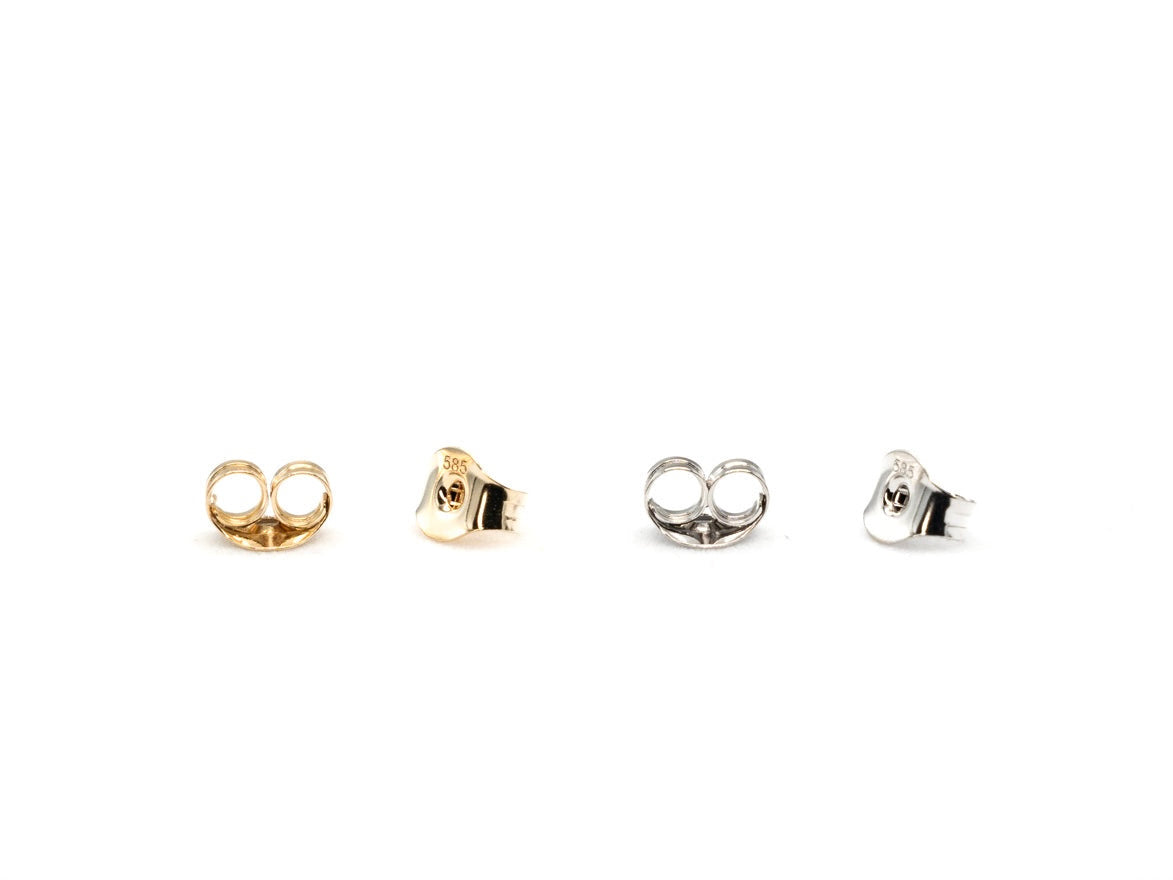 Medium Freshwater Pearl Stud Earrings 8mm