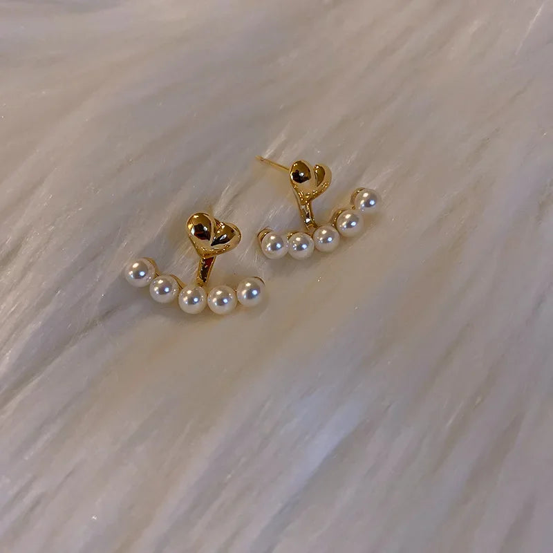 Light Luxury Imitation Pearl Stud Earrings Sweet Heart-shaped Ear Stud