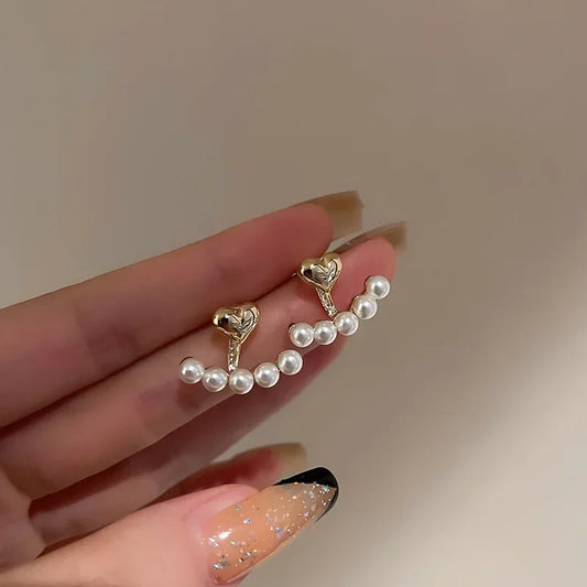 Light Luxury Imitation Pearl Stud Earrings Sweet Heart-shaped Ear Stud