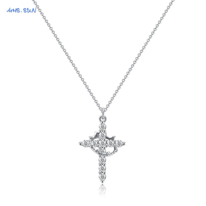 HealthBeauty-Products (™) Pear Cut Teardrop Moissanite Diamond Pendant