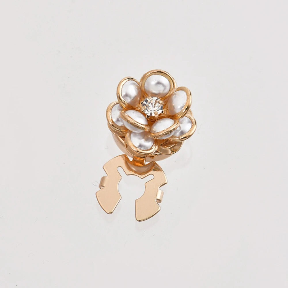 BloomLuxe™ – Elegant Pearl Camellia Button Buckle 🌸✨