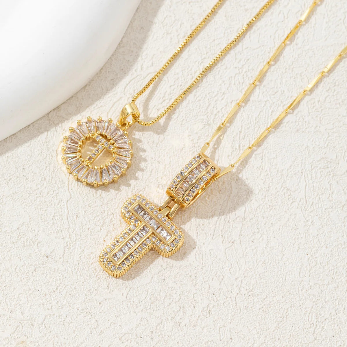 Personalized Elegance – Your Initial, Your Style!