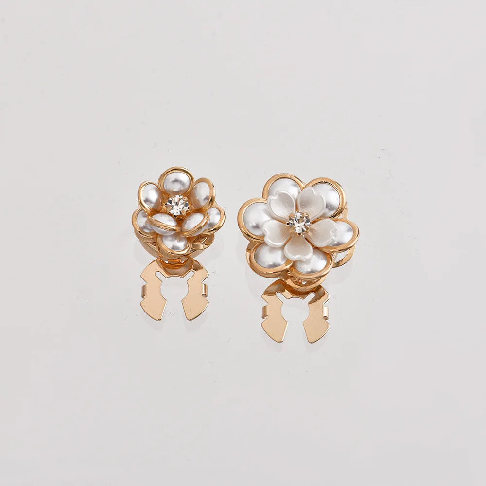 BloomLuxe™ – Elegant Pearl Camellia Button Buckle 🌸✨