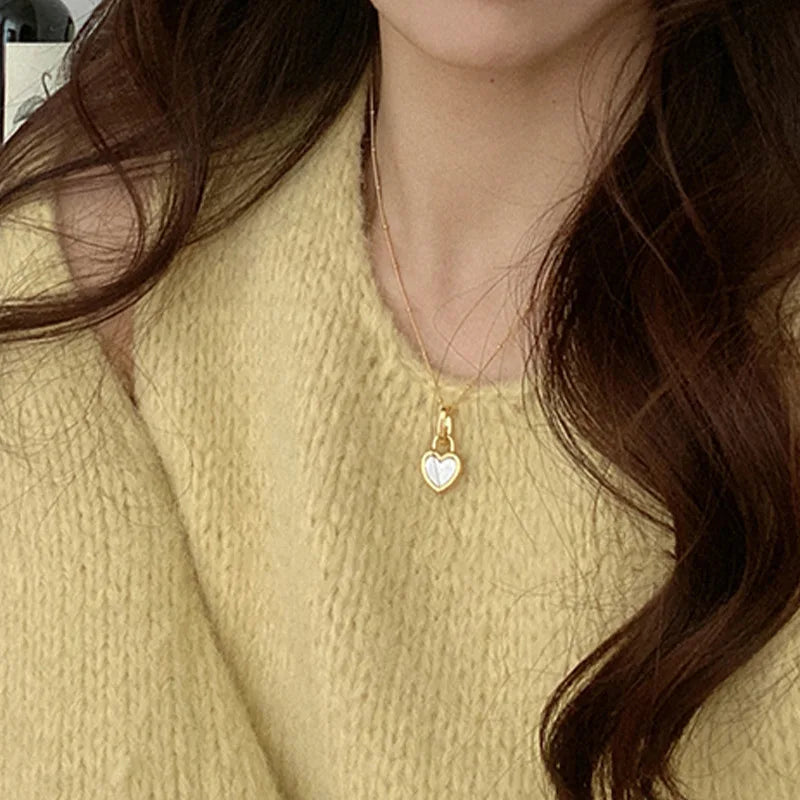 XIYANIKE Vintage Double Sided Heart Pendant Necklace For Women Girl